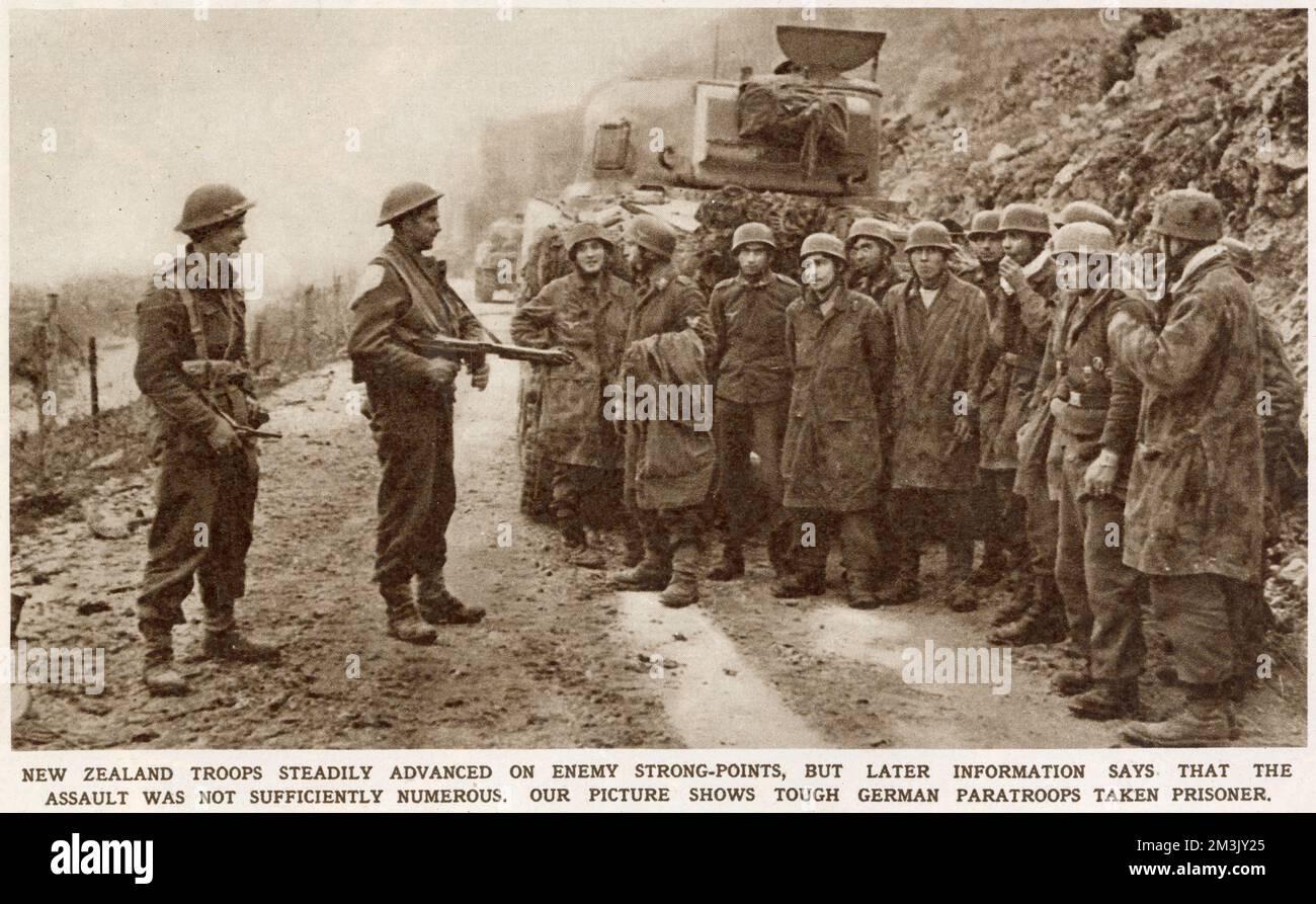 Neuseeländische Truppen mit Nazi-Fallschirmjäger Stockfoto