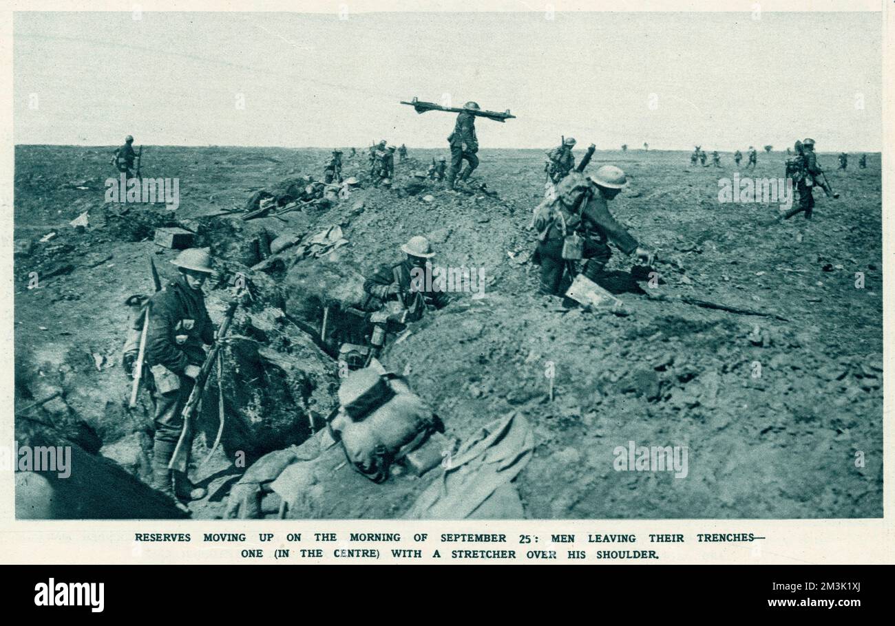 Die britischen Reserven verließen ihre Schützengräben am Morgen des 25.. September 1916 im Rahmen der anhaltenden britischen Offensive, die im Juli dieses Jahres an der Westfront begonnen hatte. Datum: 1916 Stockfoto