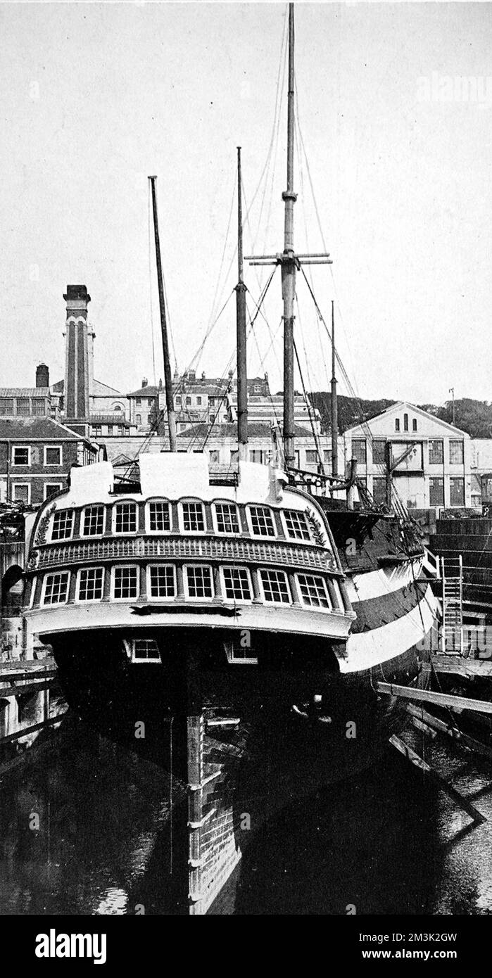 HMS "unversöhnlich" in Devonport, 1926 Stockfoto