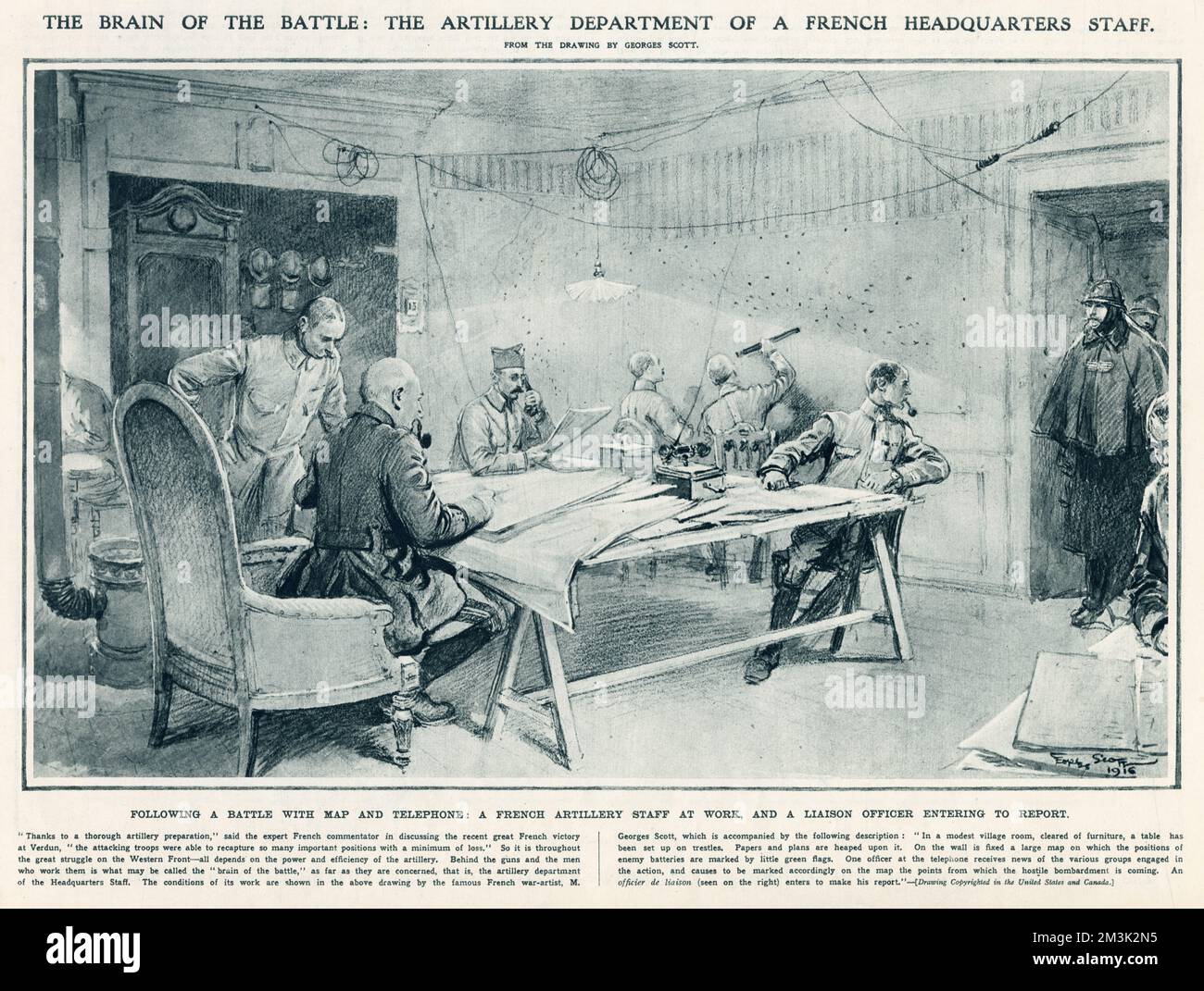 Artillerie-Abteilung eines französischen Hauptquartiers, in der Nähe der Westfront, während des Ersten Weltkriegs. Die Szene, während die Offiziere die Positionen ihrer Artillerie auf einer großen Landkarte aufstellen. Stockfoto