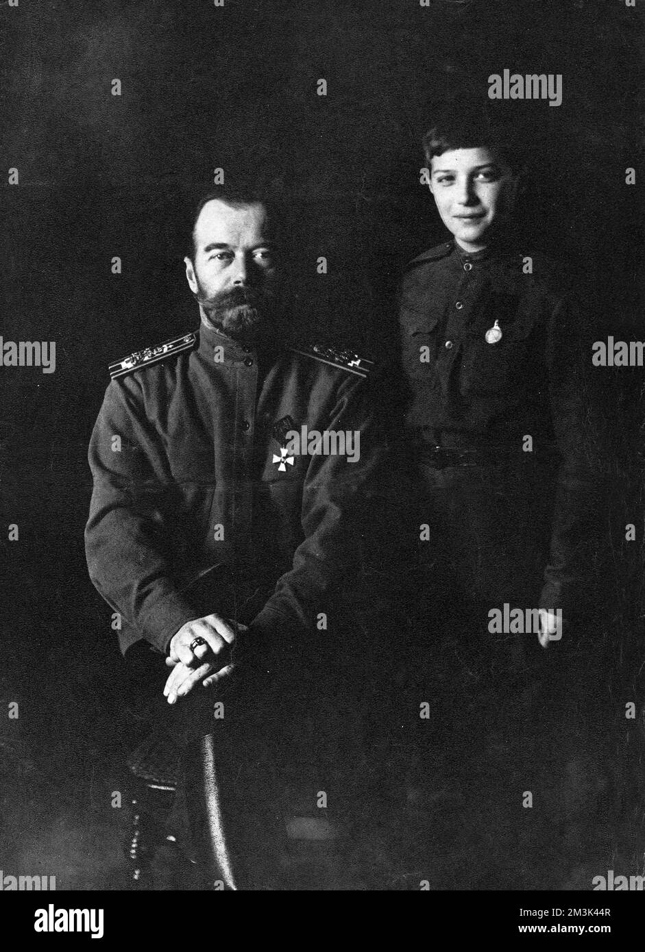 Zar Nicholas II. (1868-1918) und sein Sohn Tserarevich Alexei (1904-1918) aus Russland. Ungefähr 1914 Stockfoto