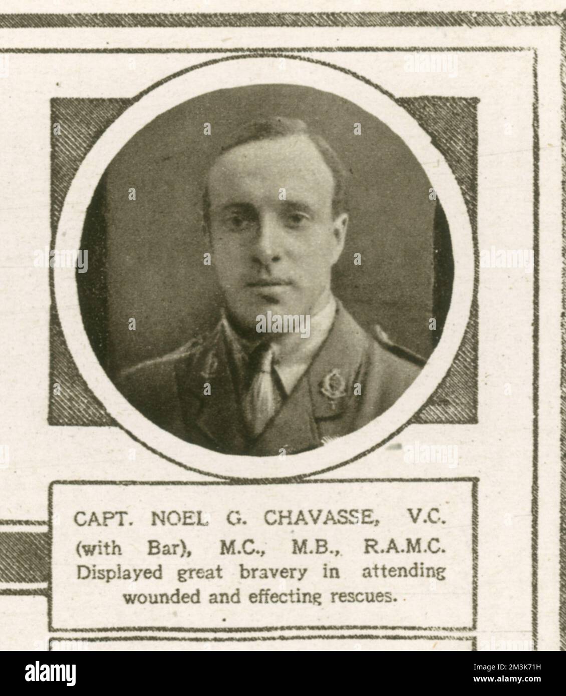 Hauptmann Noel G. Chavasse war Medizinoffizier des 1./10.. Bataillons des King's Liverpool Regiment während des Ersten Weltkriegs und ist die einzige Person, die zweimal für denselben Krieg das Victoria Cross verliehen wurde. Er erhielt seinen ersten Rekord bei der Schlacht von Hooge in Frankreich, weil er extremen Mut bewiesen hat, während er die Verwundeten unter feindlichem Beschuss rettete. Er starb bei der Schlacht in Wieltje, nahe Ypern, 1917 bei seinem zweiten Rekord. Stockfoto
