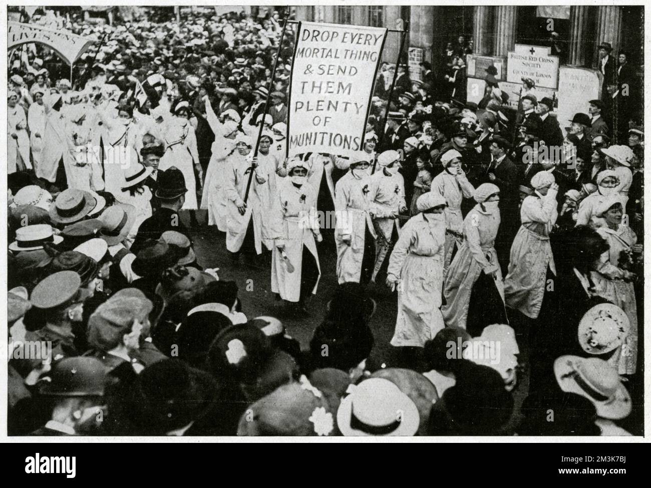 Kriegsarbeiter bei der Frauenprozession in London Stockfoto