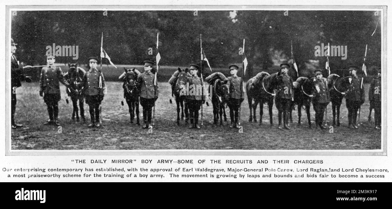 Die Daily Mirror Boy Army wurde von Lord Raglan genehmigt und eine Bewegung, die 1906 sprunghaft wuchs, als Großbritannien sich über die Bedrohung durch eine Invasion Sorgen machte. 1906 Stockfoto