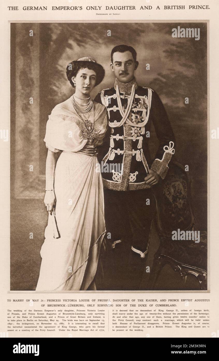 VIKTORIA LUISE, die einzige Tochter von Kaiser Wilhelm II., mit ihrem Verlobten, Prinz Ernest Augustus von Brunswick-Luneburg, Sohn des Herzogs und der Herzogin von Cumberland. Stockfoto