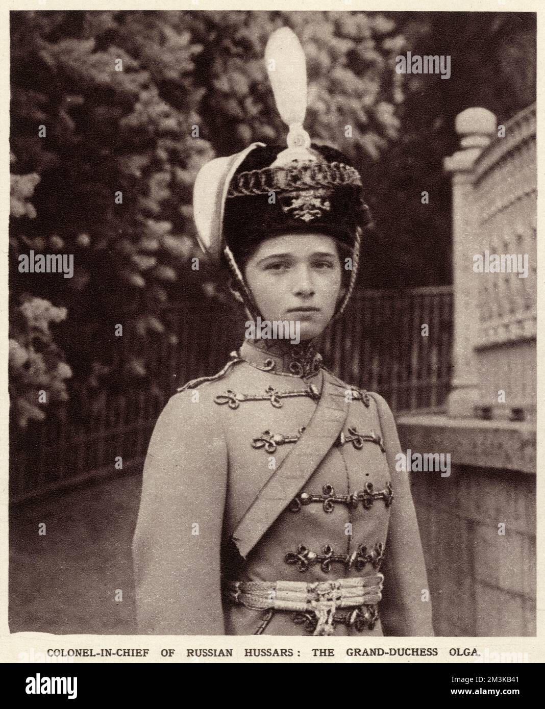 Großherzogin Olga Nikolajewna aus Russland (1895-1918), älteste Tochter des Zaren Nicholas II. Und Alexandra Feodorowna trägt die Einheit des Oberst des 3.. Regiments der Uhlans von Vosnessensk. Datum: 1914 Stockfoto