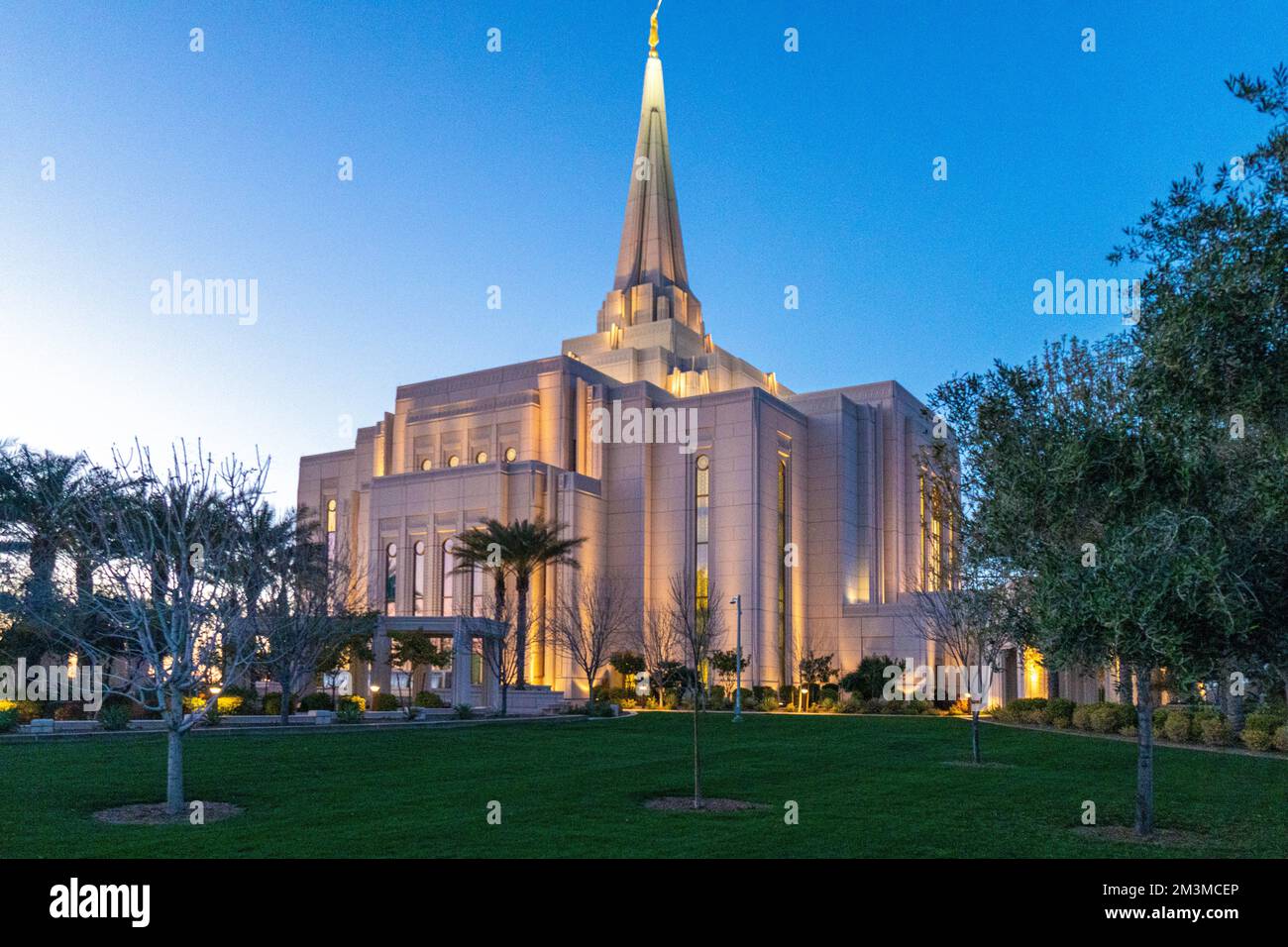 Gilbert LDS Tempel bei Sonnenuntergang Stockfoto