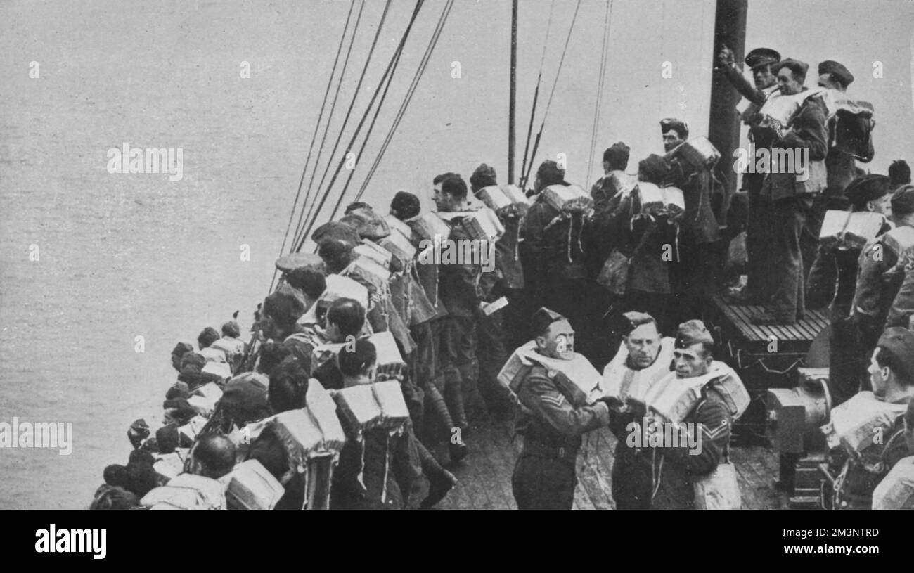 Britische Armee an Bord eines Schiffes auf dem Weg nach Frankreich, 1939 Stockfoto