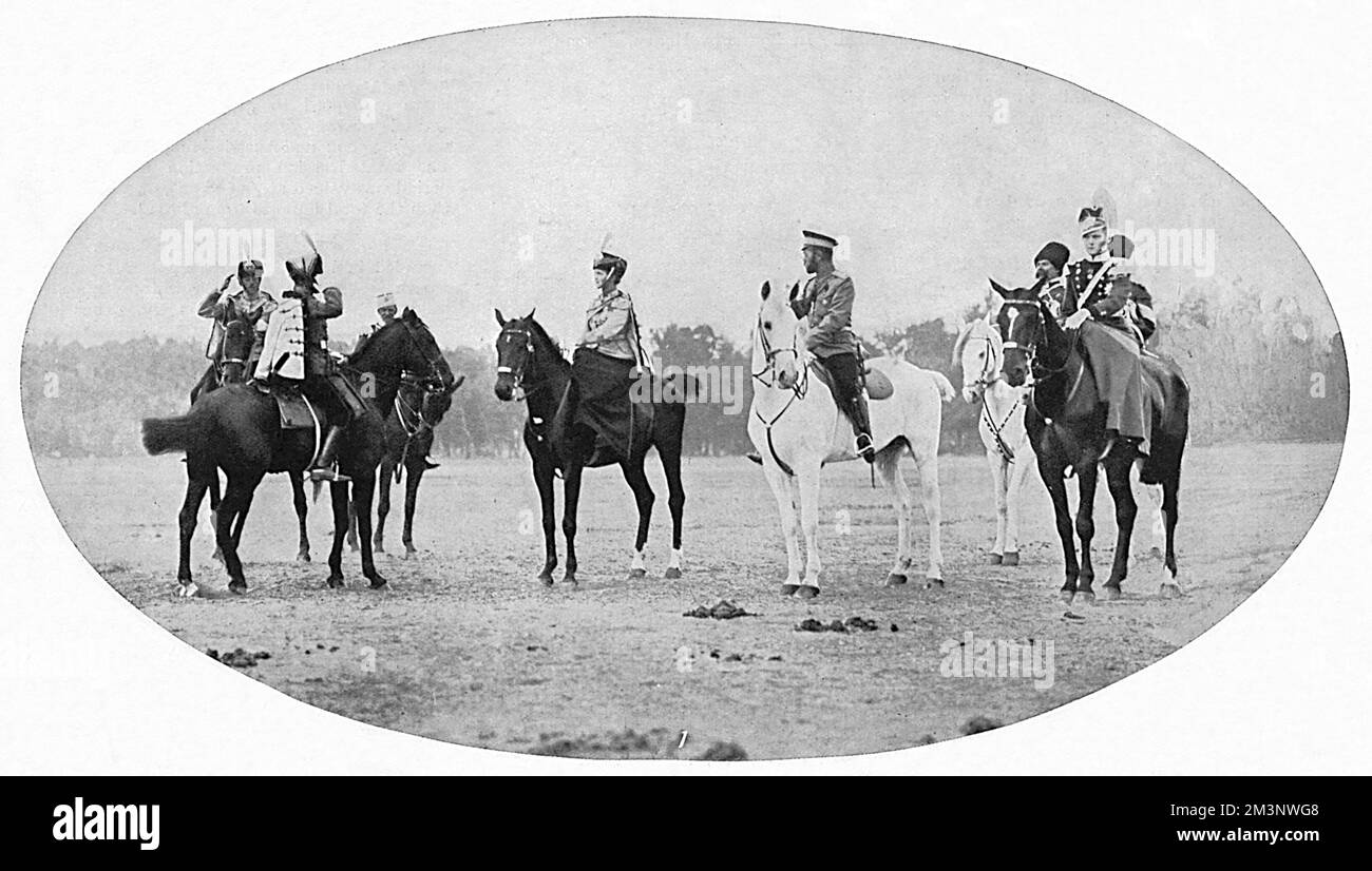 Zar Nikolaus II. Und seine beiden ältesten Töchter Stockfoto