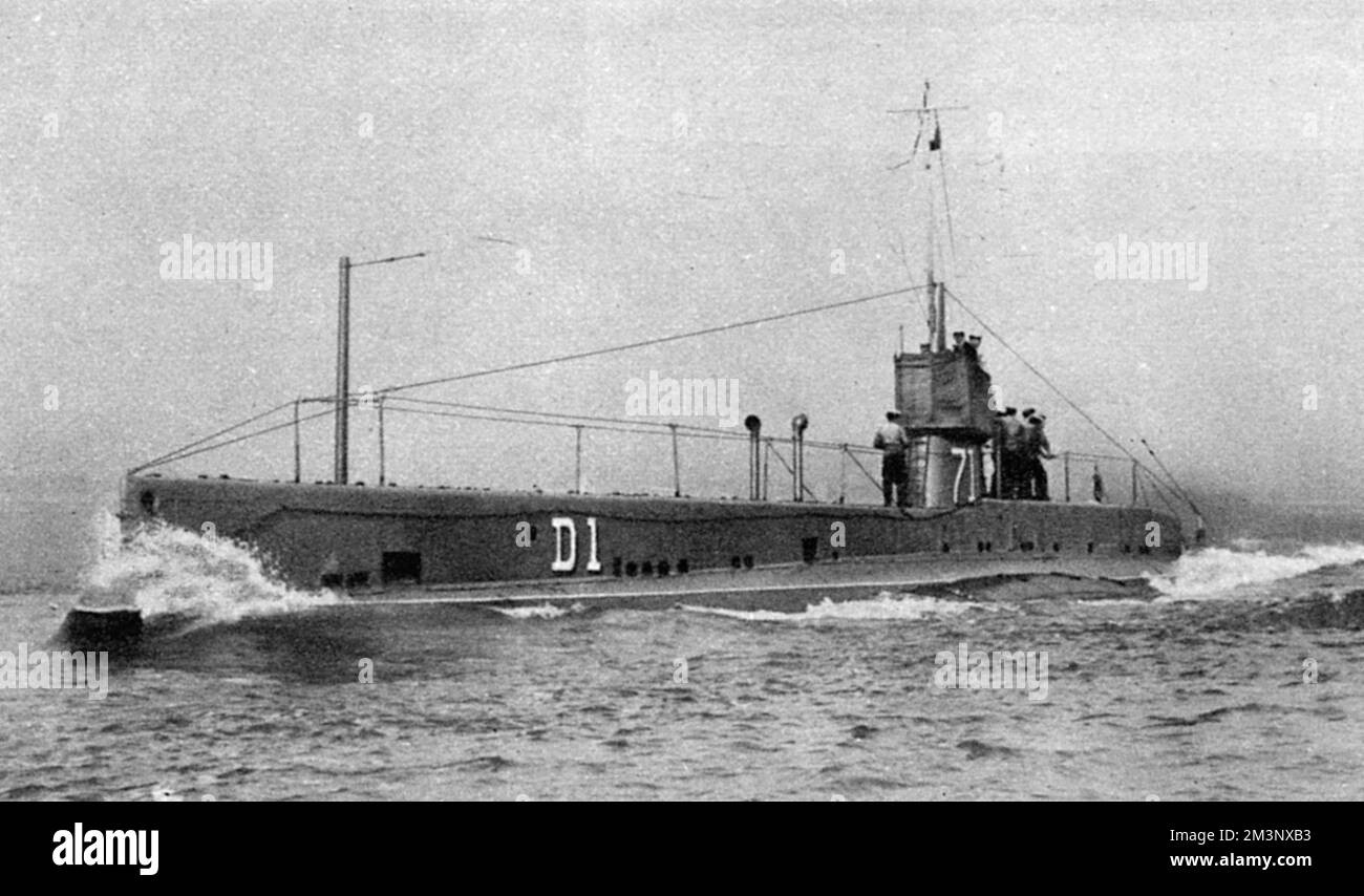 Ein U-Boot der Royal Navy D-Klasse, gestartet 1908. Nach der Wartung im Ersten Weltkrieg wurde der D1 für Zielübungen verwendet und ist im Oktober 1918 gesunken Datum: 1914 Stockfoto
