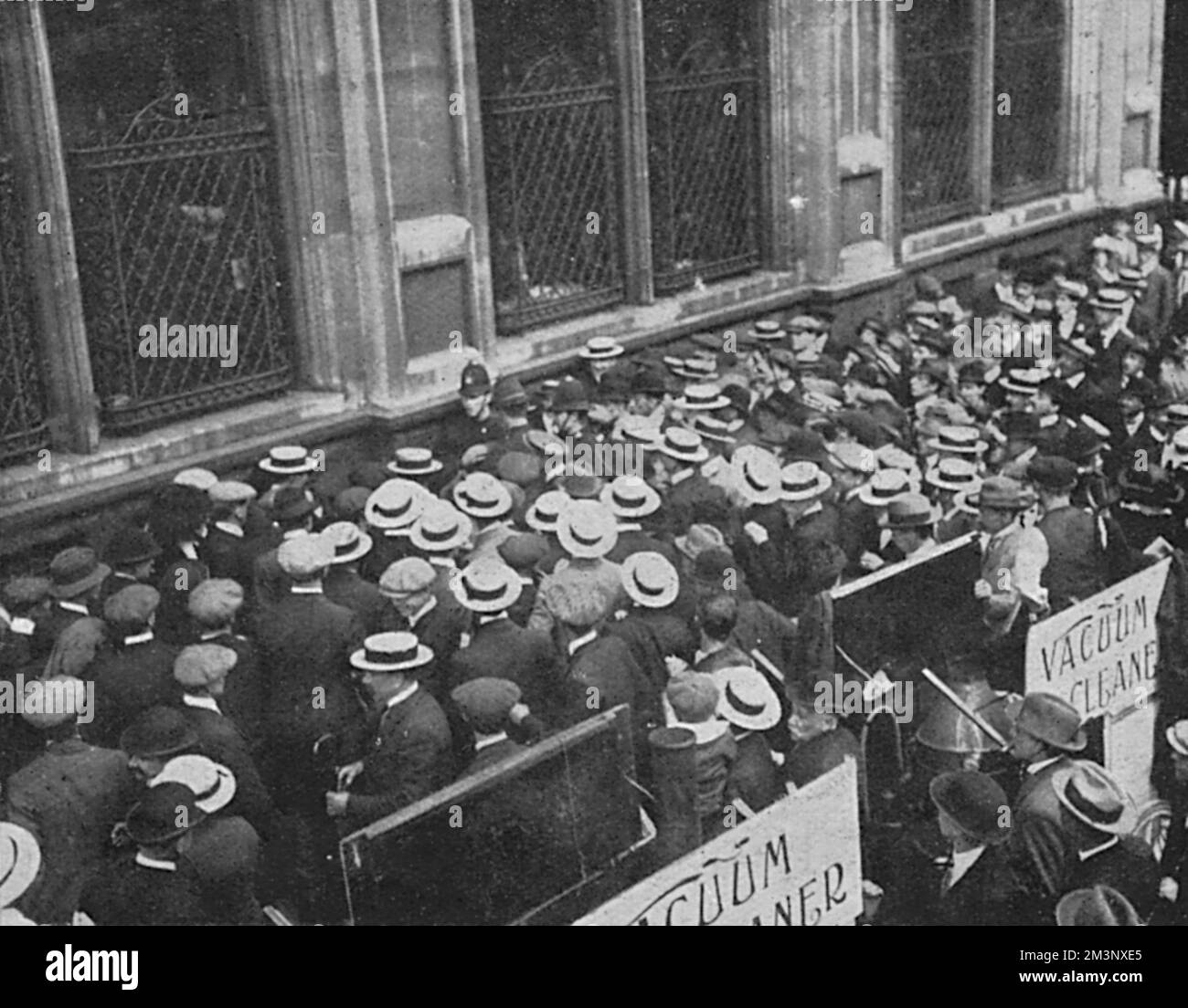Die Londoner Vorkriegsspannungen Stockfoto