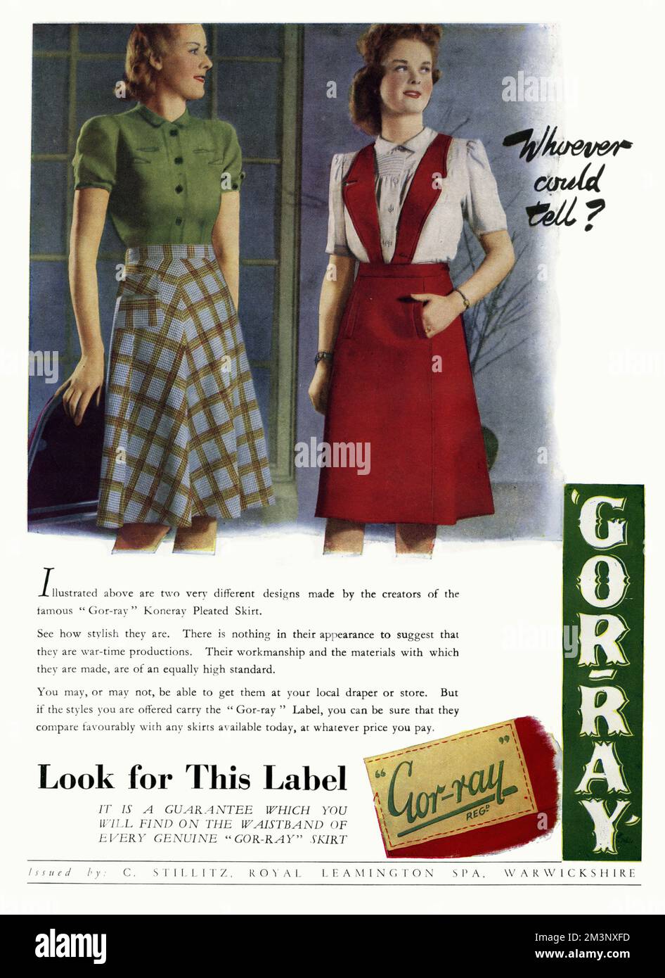 "Wer weiß?" Oben sehen Sie zwei sehr unterschiedliche Designs, die von den Schöpfern des berühmten „Gor-ray“ Koneray-Faltenrock entworfen wurden. Sieh dir an, wie stylisch das ist. Es gibt nichts in ihrem Aussehen, was darauf hindeutet, dass es sich um Kriegsproduktionen handelt. Die Verarbeitung und die Materialien, aus denen sie hergestellt werden, sind von gleichem hohen Standard. „Suchen Sie nach diesem Etikett“ 1942 Stockfoto