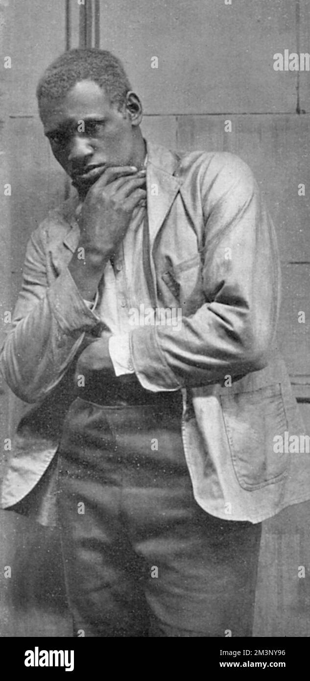 Paul Robeson (1898-1976), amerikanischer Bass-Bariton-Sänger und -Schauspieler, ebenfalls an linker Politik und Aktivismus beteiligt. Er kämpfte gegen Rassismus und Kolonialismus und unterstützte Gewerkschaftsgewerkschaft, Bürgerrechte und Sozialismus. Er wurde zum Ziel der anti-kommunistischen Aktivisten, obwohl unklar ist, ob er jemals Mitglied der Kommunistischen Partei war. In seiner berühmten Rolle als Joe im Oscar Hammerstein Bühnenmusical Show Boat. Datum: 1928 Stockfoto
