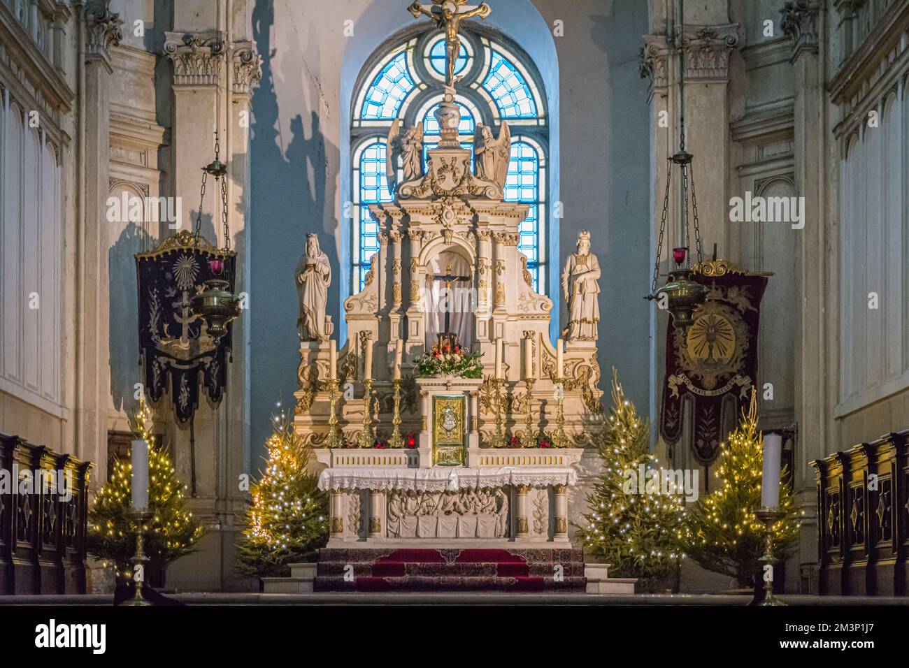 Innere der römischen Pfarrkirche der Heiligen Katharina in Brüssel (Stadtviertel Sainte-Catherine) - Belgien, Europa Stockfoto