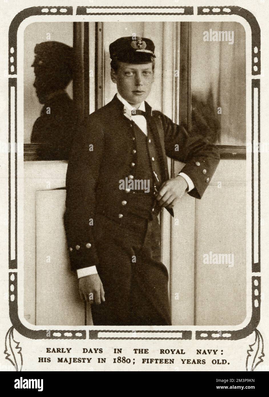 Prinz George (1865 - 1836), später George V., 15 Jahre alt, trägt Royal Navy Uniform. Datum: 1880 Stockfoto