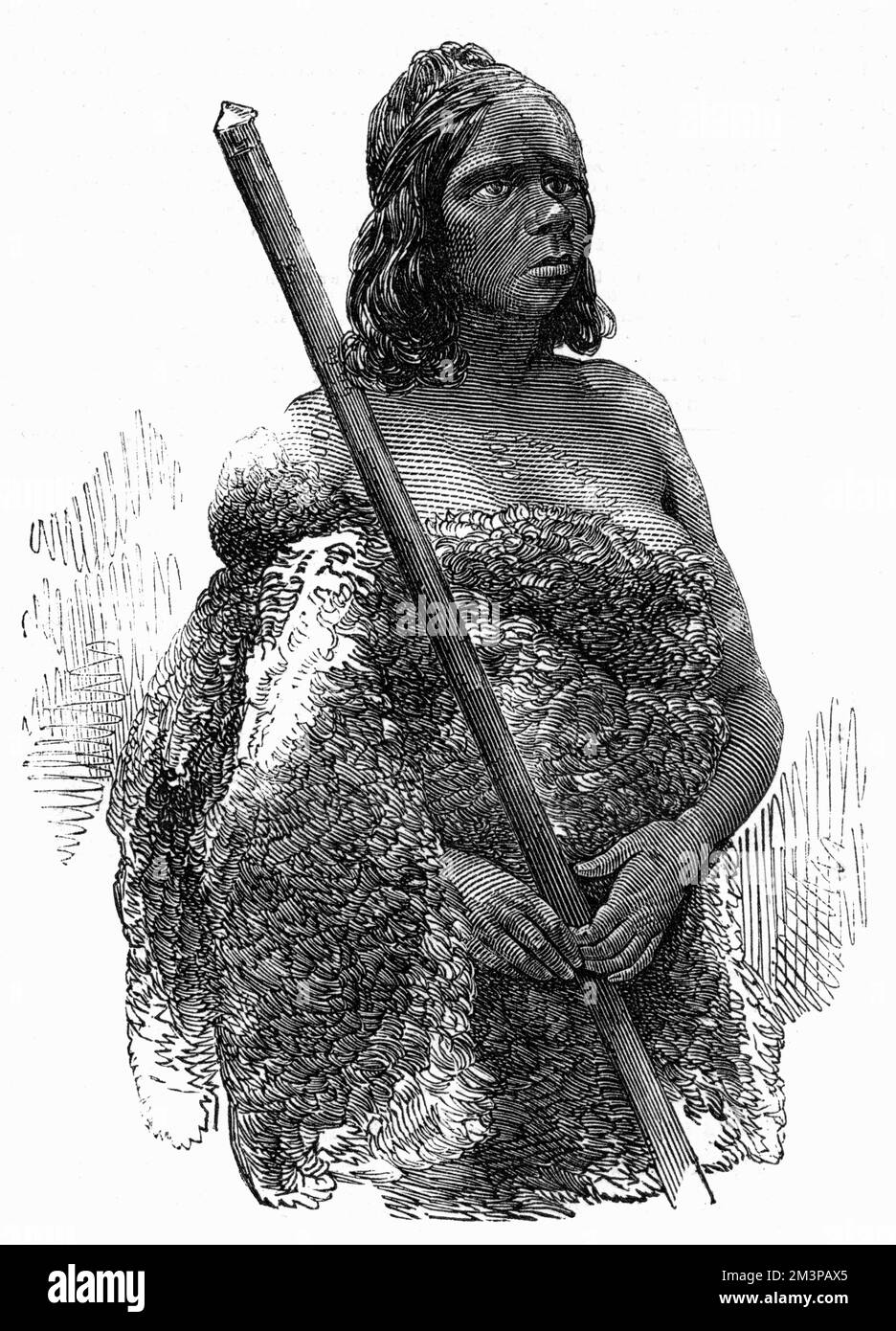 Lubra, eine australische Ureinwohnerin von Port Philip, wurde 1850 mit ihrem Jagdspeer fotografiert. Sie trägt hier Schaffell, mit Tätowierungen oder Vertikutierungen auf der Brust. Datum: 1850 Stockfoto