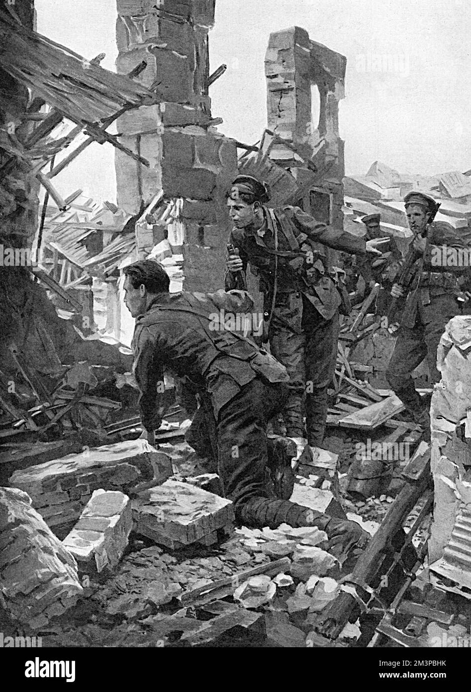 Britische Soldaten suchen nach einem deutschen Scharfschützen in den Ruinen eines Bauernhauses innerhalb der Schusslinie an der Westfront. Datum: 1916 Stockfoto