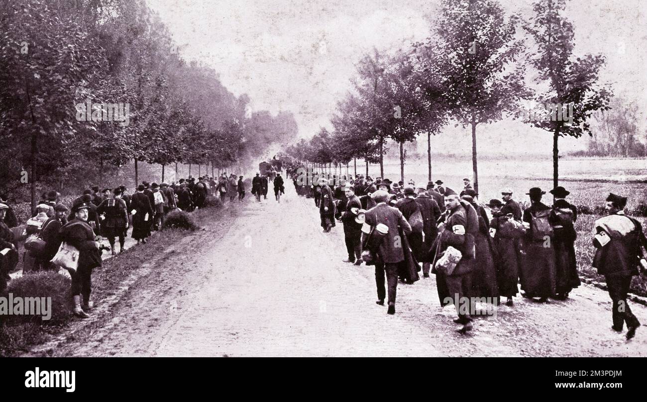 WW1: Belgische Flüchtlinge auf dem Weg nach Brüssel von Tirlemont Stockfoto