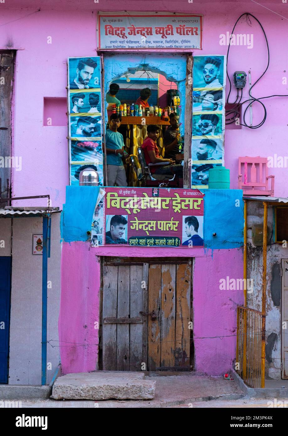 Friseur, Rajasthan, Mukundgarh, Indien Stockfoto