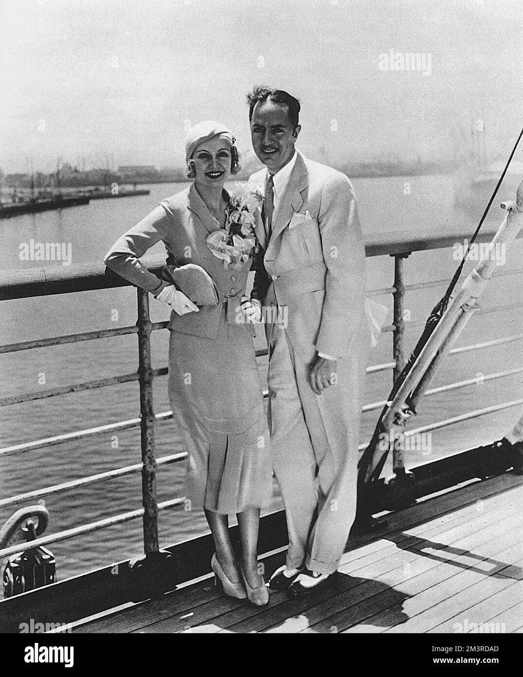 Carole Lombard und William Powell segeln nach Honolulu Stockfoto