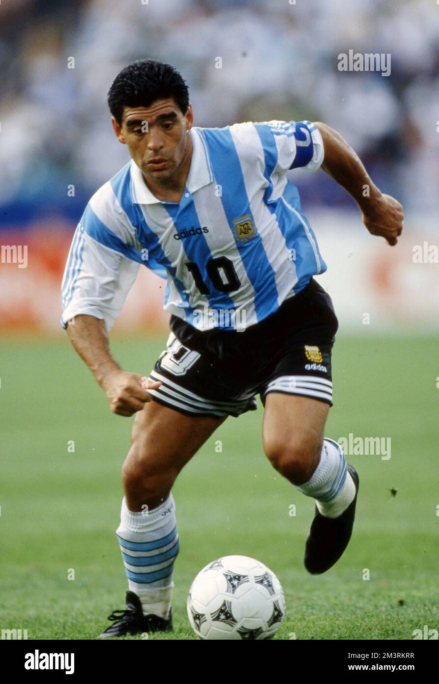 Boston, Vereinigte Staaten. 30.. Juni 2017. Fußball, firo : Fußball-WELTMEISTERSCHAFT 25.06.1994 ARGENTINIEN - NIGERIA EINZELAKTION DIEGO MARADONA/dpa/Alamy Live News Stockfoto