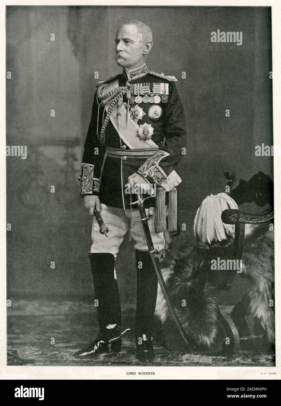 Frederick Sleigh Roberts, 1. Earl Roberts (1832-1914), britischer Soldat, einer der erfolgreichsten Kommandanten des 19.. Jahrhunderts. Er diente in der indischen Rebellion, der Expedition nach Abessinien und dem zweiten angloafghanischen Krieg, bevor er die britischen Streitkräfte im Zweiten Böhlerkrieg zum Erfolg führte. Datum: 1899 Stockfoto