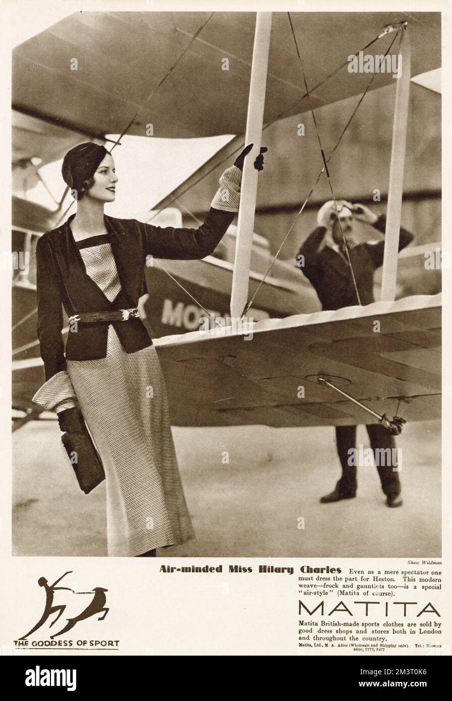 Werbung für „Sport“-Kleidung von Matita mit dem Modell und der geselligen Hilary Charles, die wunderbar elegant auf dem Heston Air Field aussieht. Datum: 1932 Stockfoto