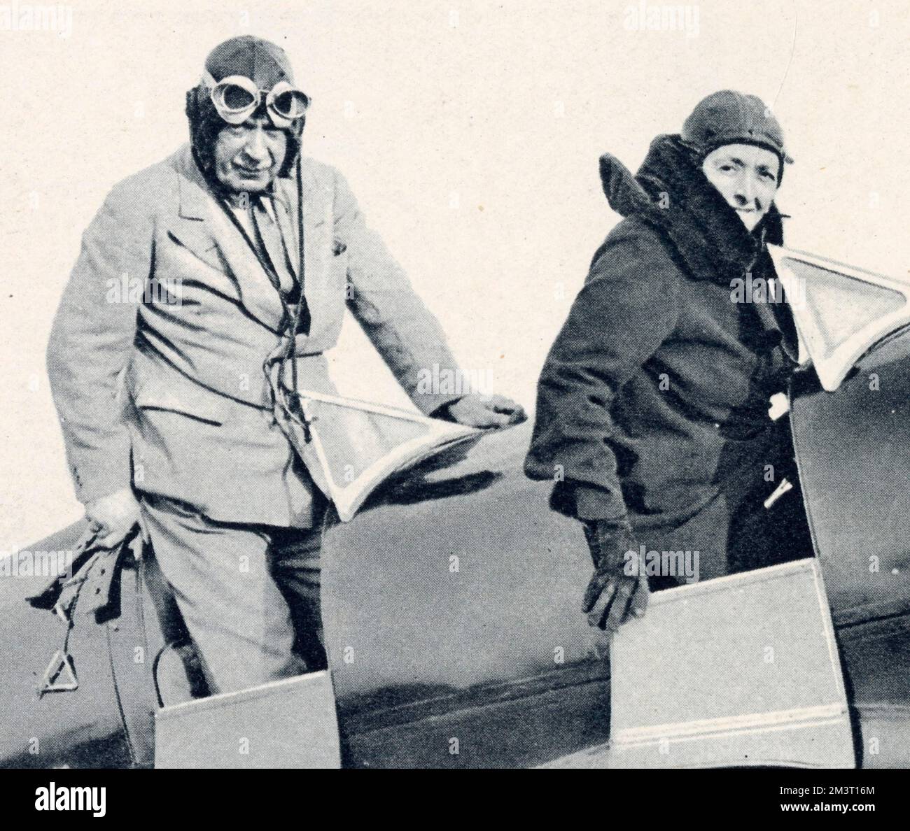 Brigadegeneral und Frau A.C. Lewin flog von Heston nach einem Urlaub in England zu ihrem Zuhause in Njoro, Kenia. Stockfoto