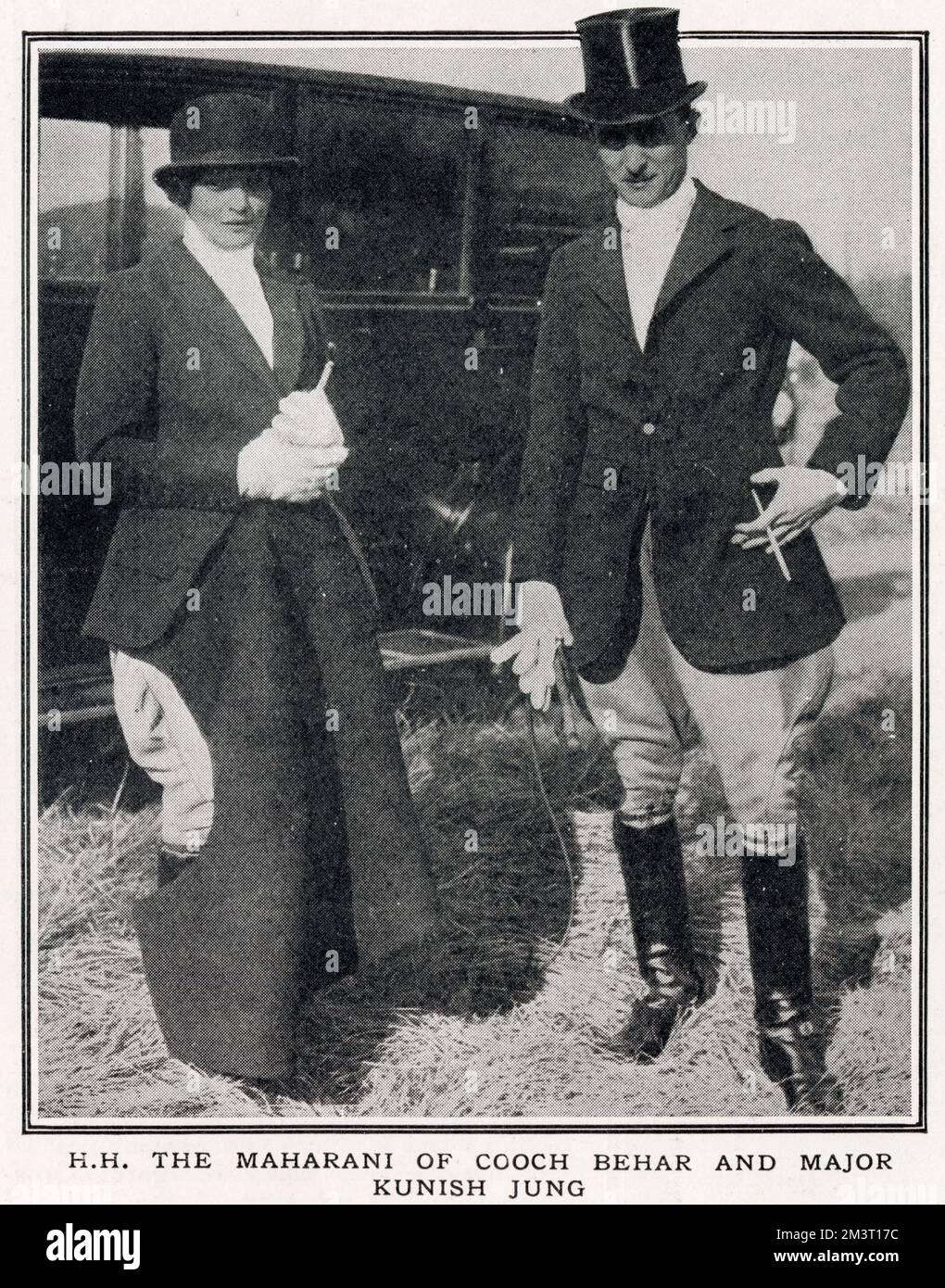 Der Maharani von Cooch Behar wurde im Februar 1928 mit Major Kunish Jung bei einem Treffen der Belvoir-Hunde in Hungarton in der Nähe von Grantham fotografiert. Stockfoto