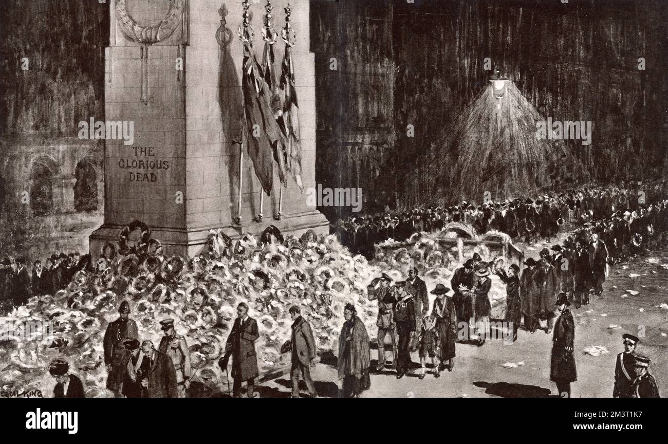 Eine Nachtszene im Cenotaph in den Tagen nach dem 11. November 1920, wo hunderttausend Kränze gelegt wurden und über eine Million Menschen vorbeigingen, um den Toten des Ersten Weltkriegs ihre Tribut zu zollen. Stockfoto