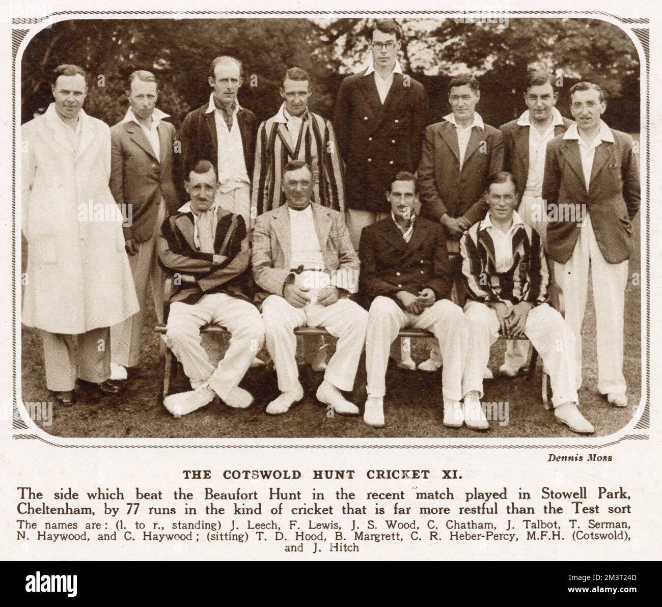 Cricket-Team-Foto: Die Cotswold Hunt XI, die die Beaufort Hunt in einem Spiel im Stowell Park, Cheltenham, um 77 Runs schlug. Stockfoto