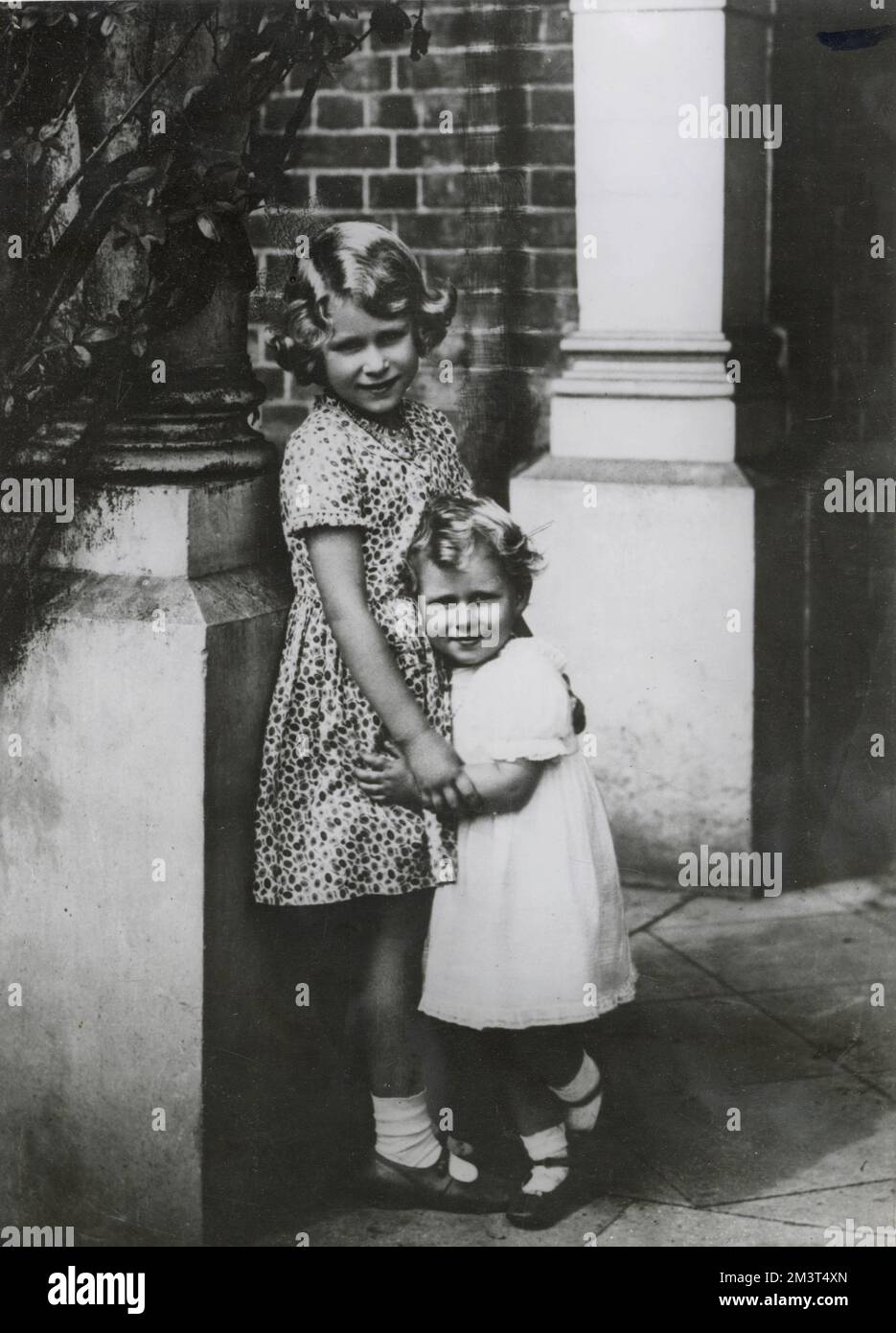 Prinzessin Elizabeth & Margaret im St. Paul's, Waldenbury Stockfoto