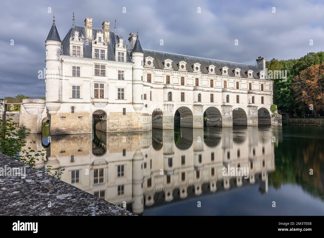 Château de Chenonceau im Fluss Cher, Indre-et-Loire, Centre-Val de Loire, Frankreich Stockfoto