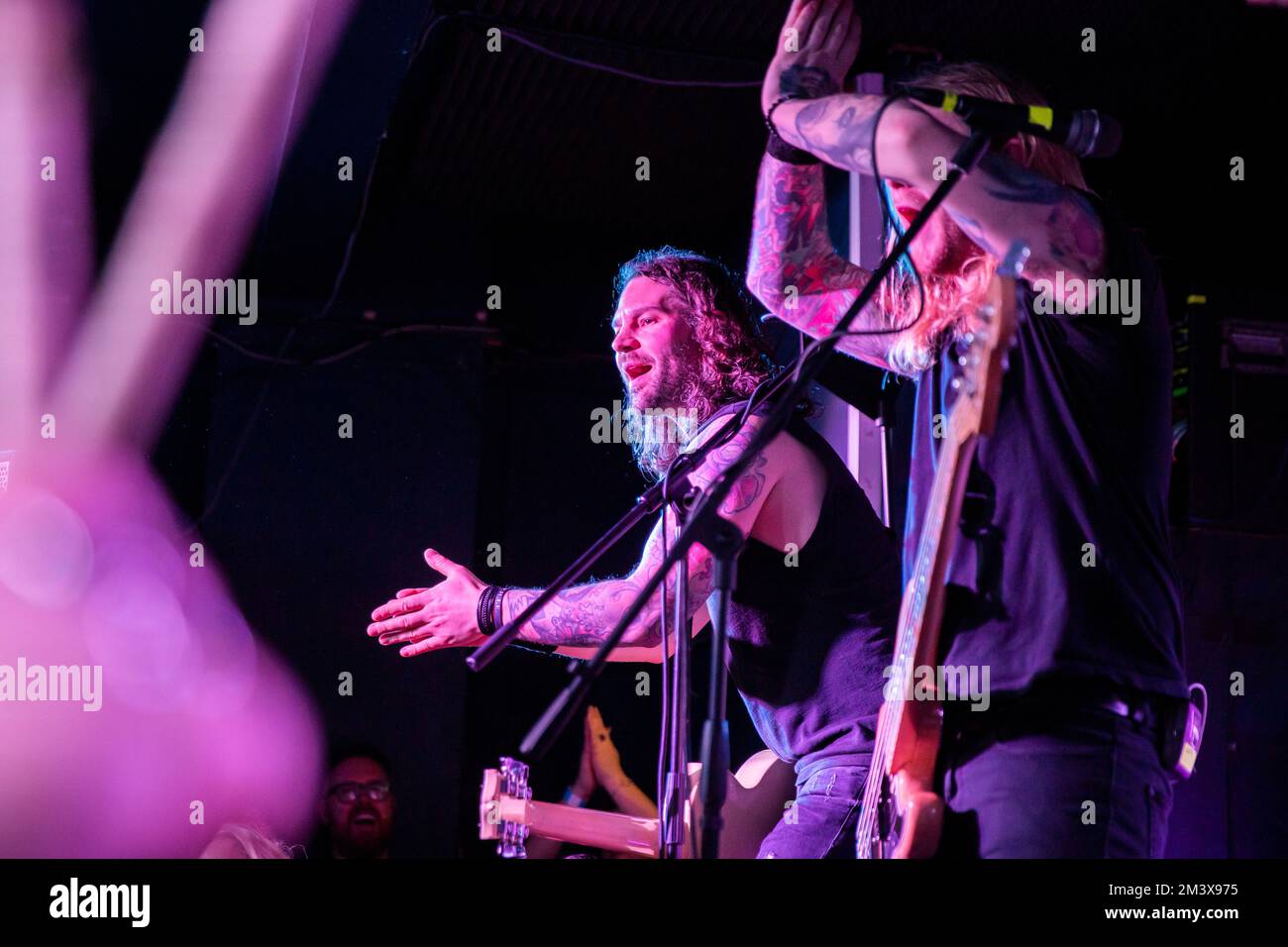 Diese verdammten Crows spielen eine ausverkaufte Show an der Wettbörse, Bristol, auf ihrer Point of No Return Tour am 9. Februar 2020 Stockfoto