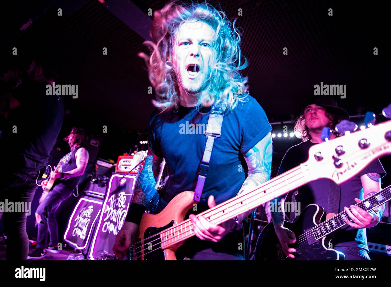 Diese verdammten Crows spielen eine ausverkaufte Show an der Wettbörse, Bristol, auf ihrer Point of No Return Tour am 9. Februar 2020 Stockfoto