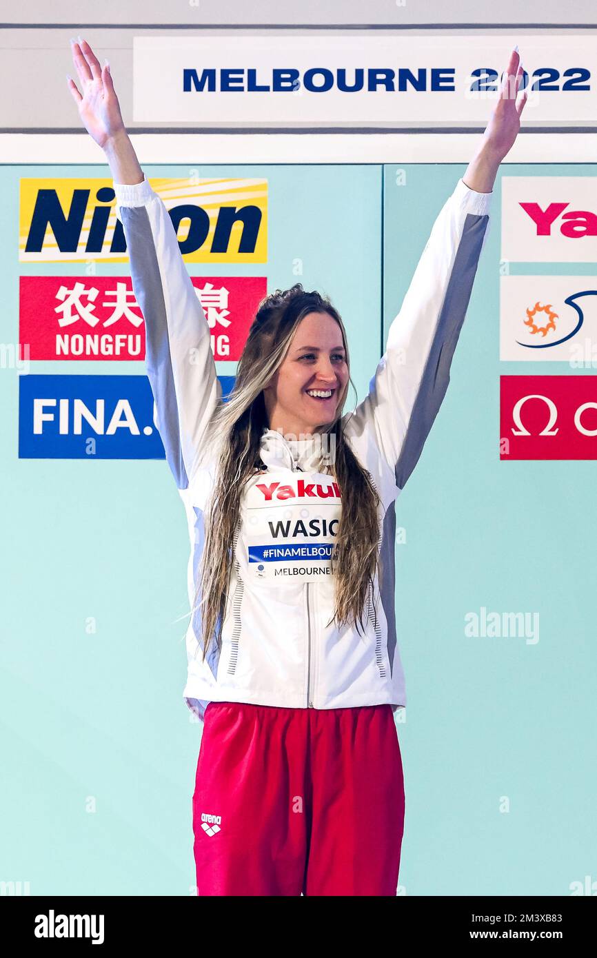 Melbourne, Australien. 17.. Dezember 2022. Katarzyna Wasick aus Polen feiert die Silbermedaille im Freestyle Women Final 50m während der FINA Swimming Short Course World Championships im Melbourne Sports and Aquatic Centre in Melbourne, Australien, am 17.. Dezember 2022. Foto Giorgio Scala/Deepbluemedia/Insidefoto Credit: Insidefoto di andrea staccioli/Alamy Live News Stockfoto