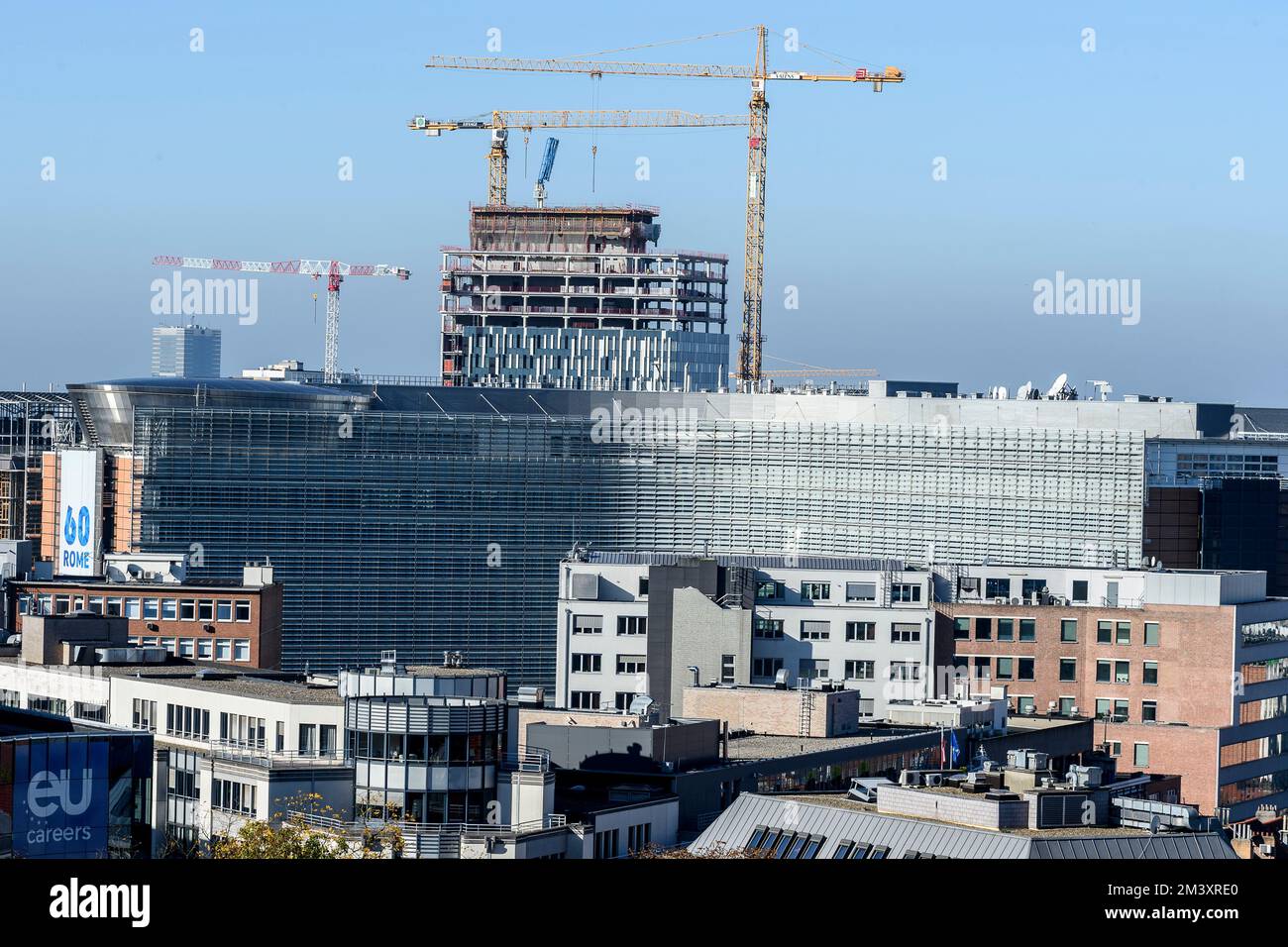 Blick auf die Dächer des europäischen Raumes in Brüssel. Vue sur le quartier europeen a Bruxelles. Berlaymont Credit: JMQuinet/Reporter Stockfoto