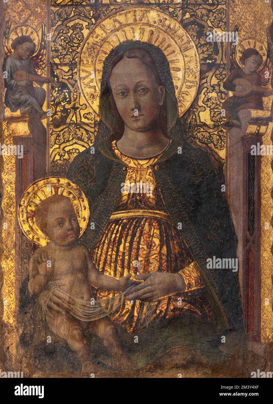 VARENNA, ITALIEN - 20. JULI 2022: Das Gemälde der Madonna in der Kirche Chiesa di San Giorgio (1566). Stockfoto