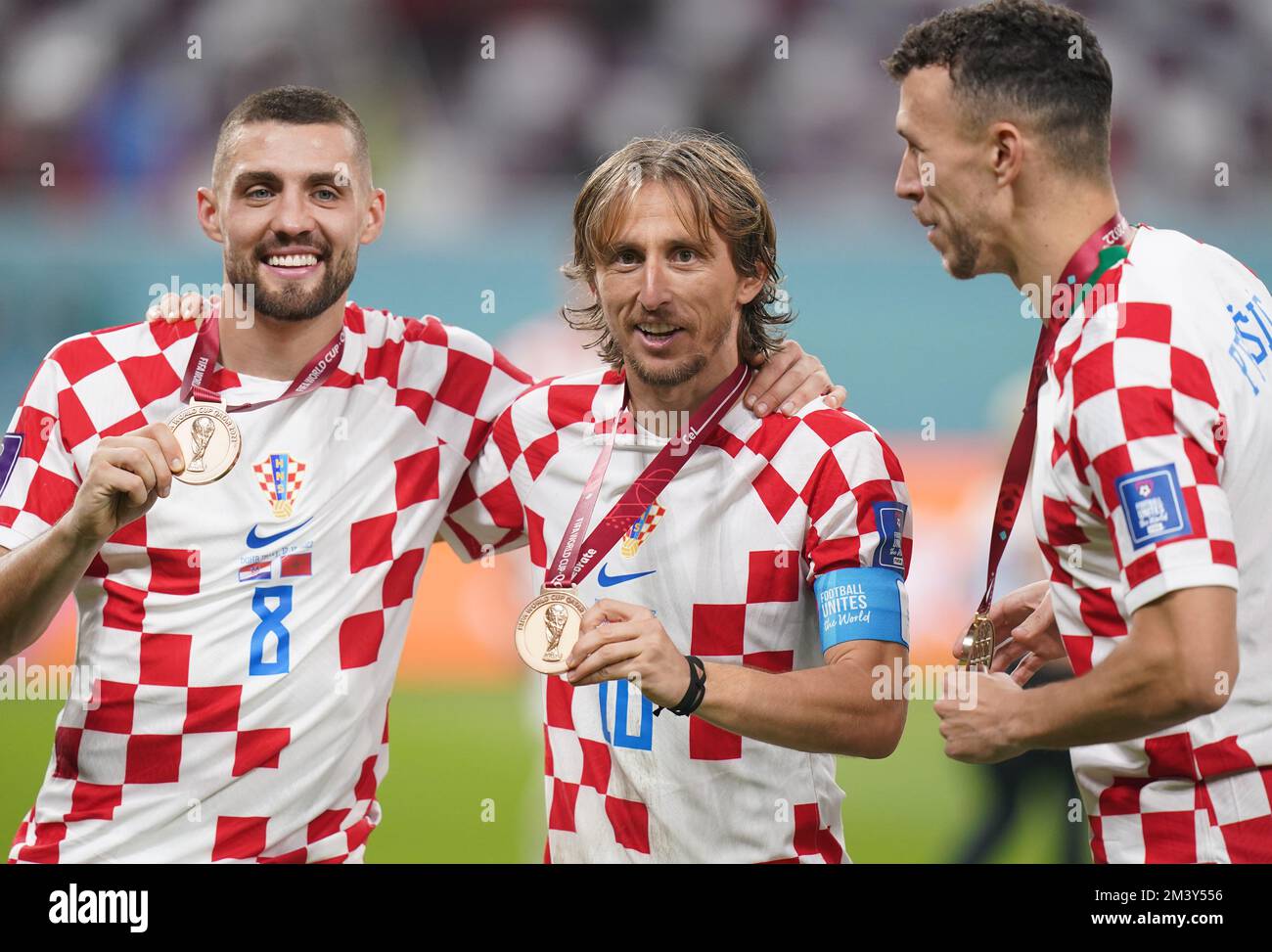 Kroatiens Mateo Kovacic (links) Luka Modric (Mitte) und Ivan Perisic