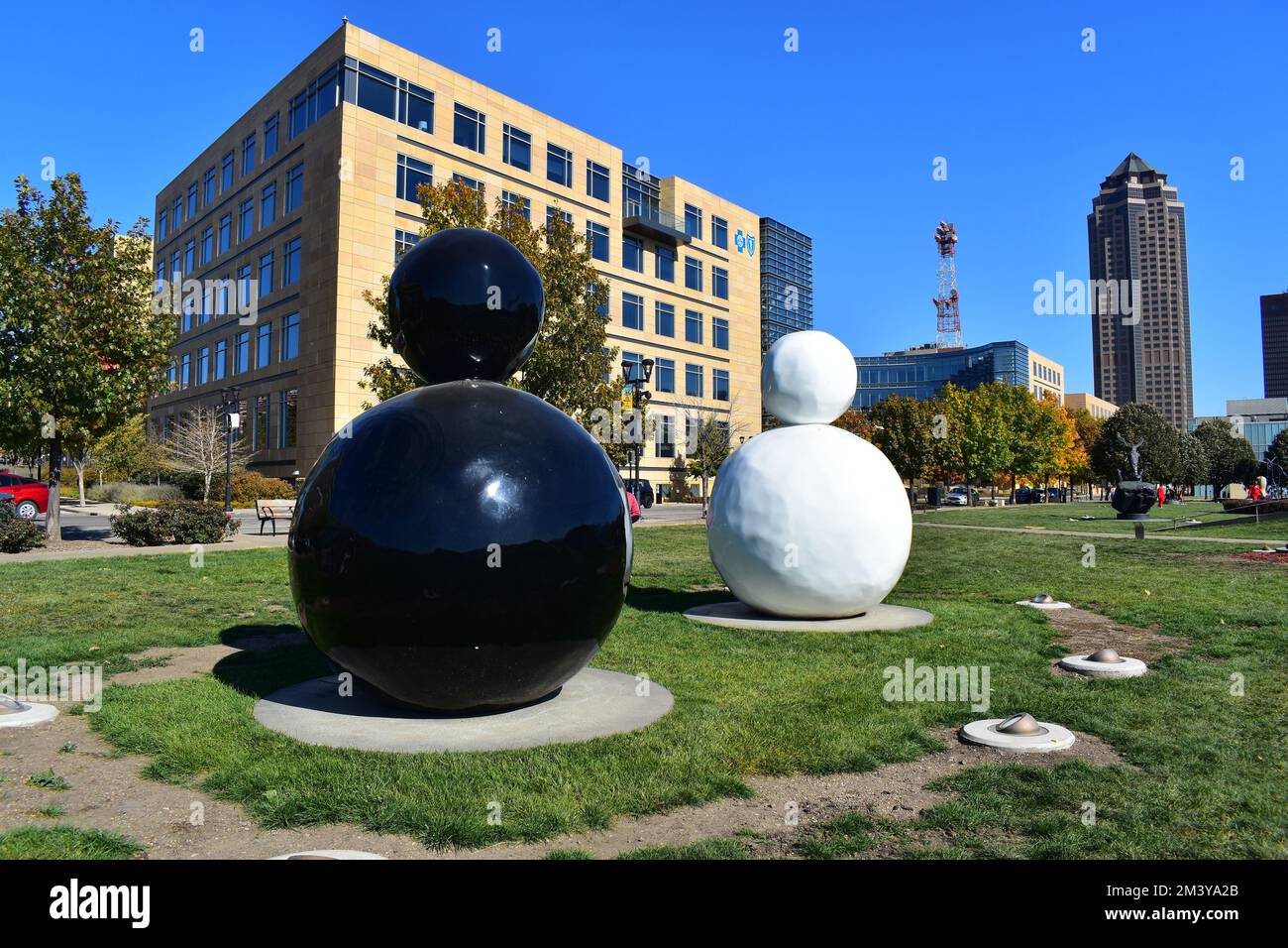 Des Moines, IOWA, USA - 22. Oktober 2022: Der John and Mary Pappajohn Skulpturenpark Stockfoto