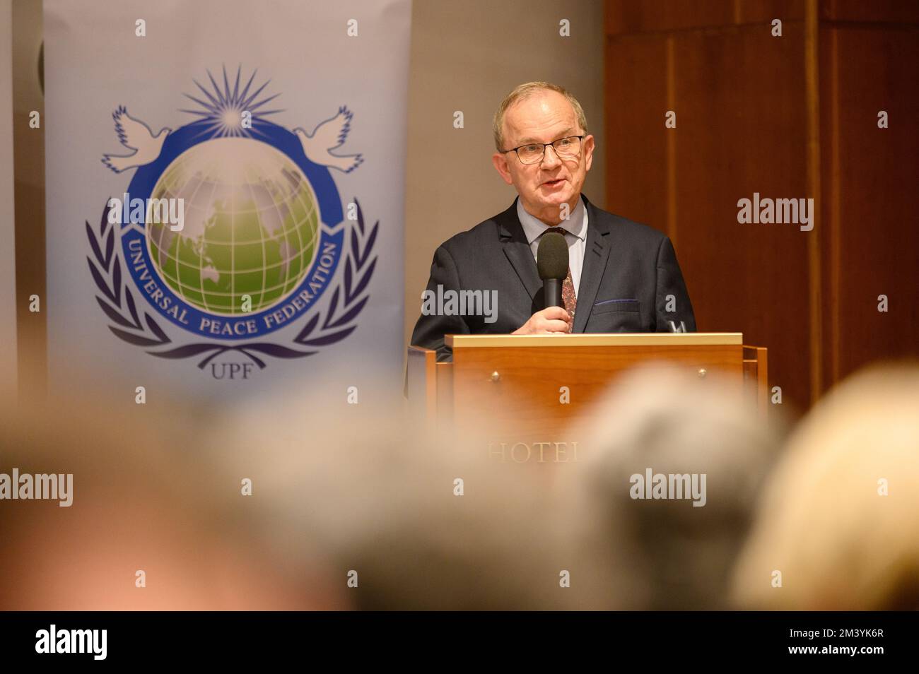 Jacques Marion sprach auf der Konferenz "Religionsfreiheit – das Menschenrecht unter Beschuss" in Bratislava, Slowakei. 2022/12/09. Stockfoto