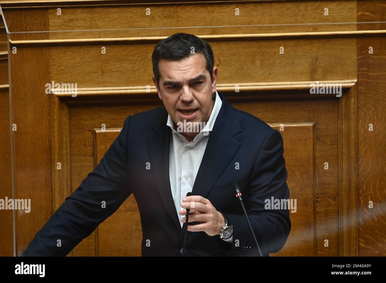 Athen, Attiki, Griechenland. 17.. Dezember 2022. Alexis Tsipras, Präsident Syrizas, während seiner Rede im griechischen Parlament. (Kreditbild: © Dimitrios Karvountzis/Pacific Press via ZUMA Press Wire) Stockfoto