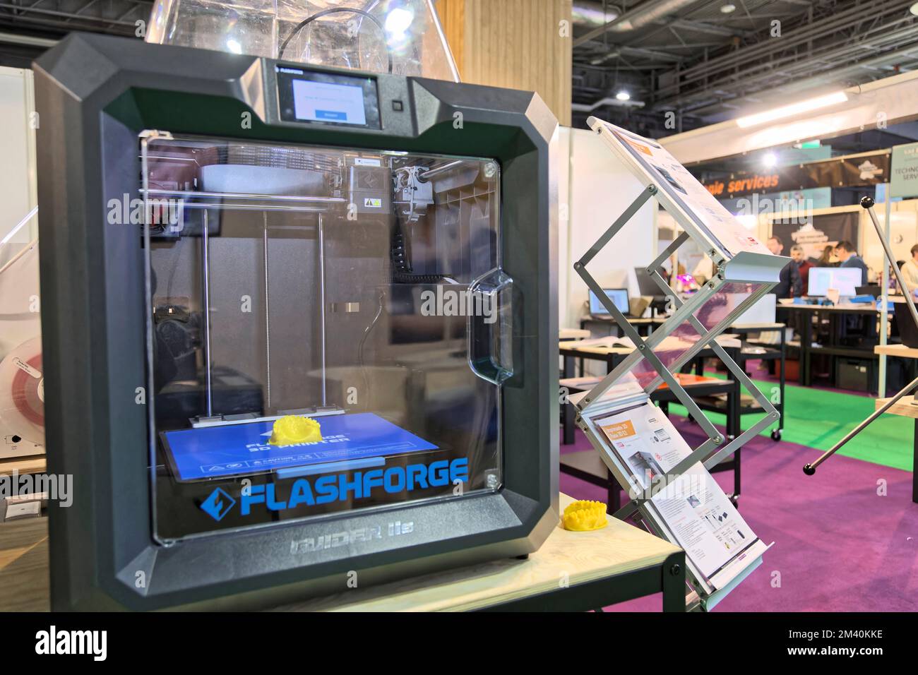 Paris, Frankreich.1. Dez. 2022.die Unternehmen, die auf der weltweiten Fachmesse "Technique Expo" in Paris, Frankreich, vertreten sind Stockfoto