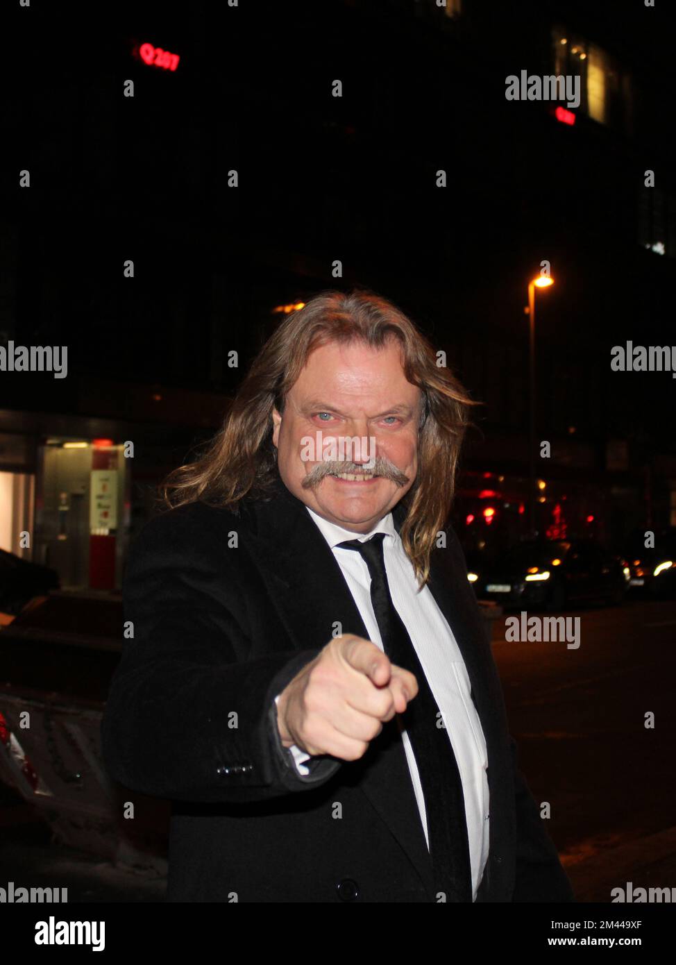 Leslie Mandoki bei der Ankunft am Restaurant Borchardt. Berlin, 17.12.2022 Stockfoto