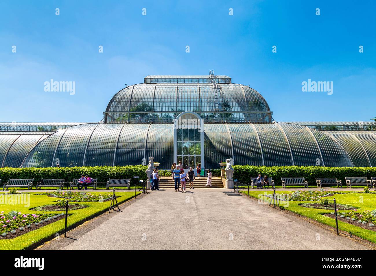 Außenansicht des Palm House in Kew Gardens, London, Großbritannien Stockfoto