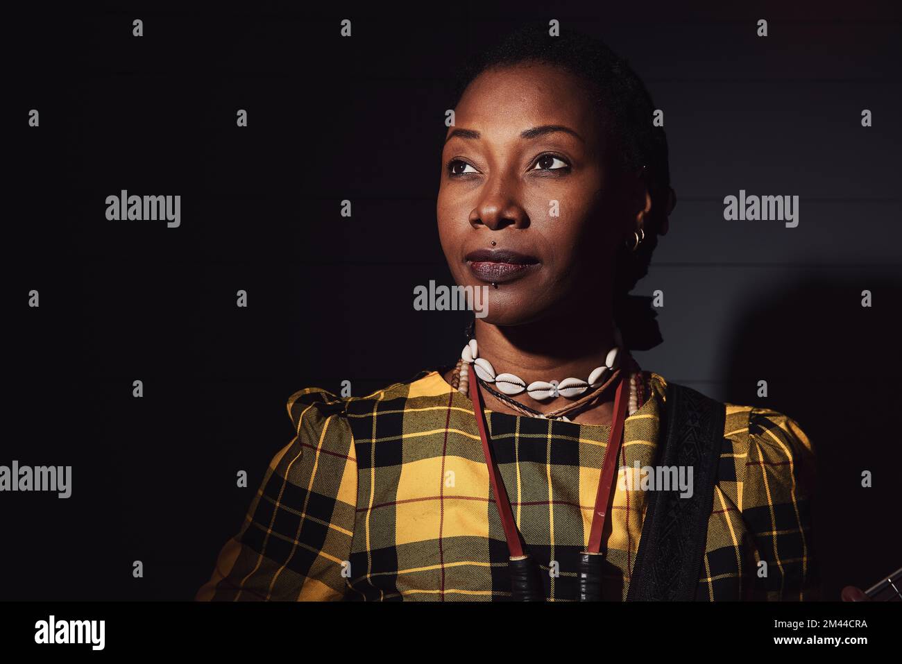 Fatoumata Diawara fotografiert in Bristol, Großbritannien Stockfoto