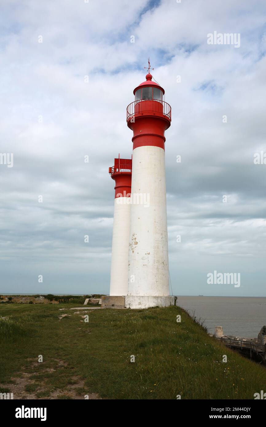 Die beiden Leuchttürme auf der Ile d'Aix, Charente-Maritime, Frankreich, Europa. Stockfoto
