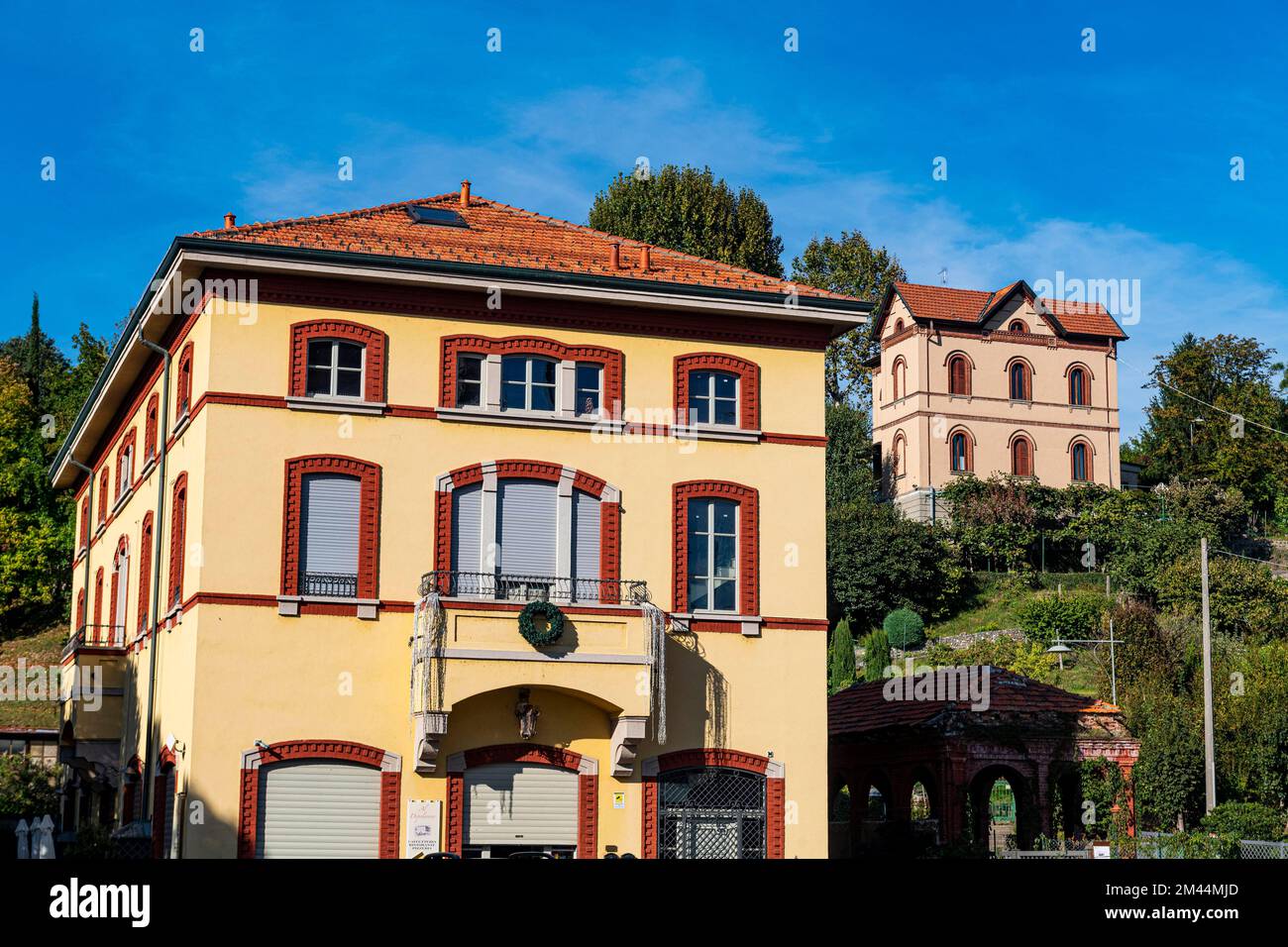 Wohnhäuser, UNESCO-Weltkulturerbe, „Firmenstadt“. Crespi dÂ Adda, Italien Stockfoto
