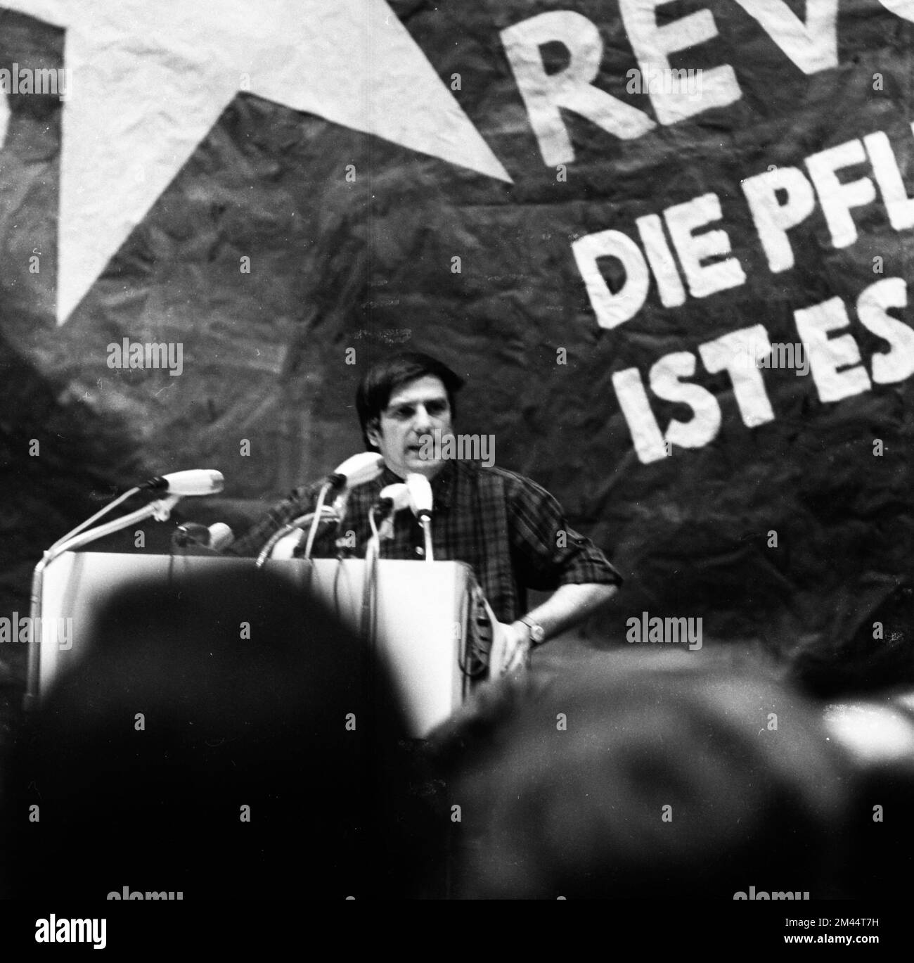 Der 1968. Internationale Vietnamkongress und die anschließende Demonstration durch Studenten der Technischen Universität Berlin und 44 weiterer Länder Stockfoto Der 1968. Internationale Vietnamkongress und die anschließende Demonstration durch Studenten der Technischen Universität Berlin und 44 weiterer Länder Stockfoto