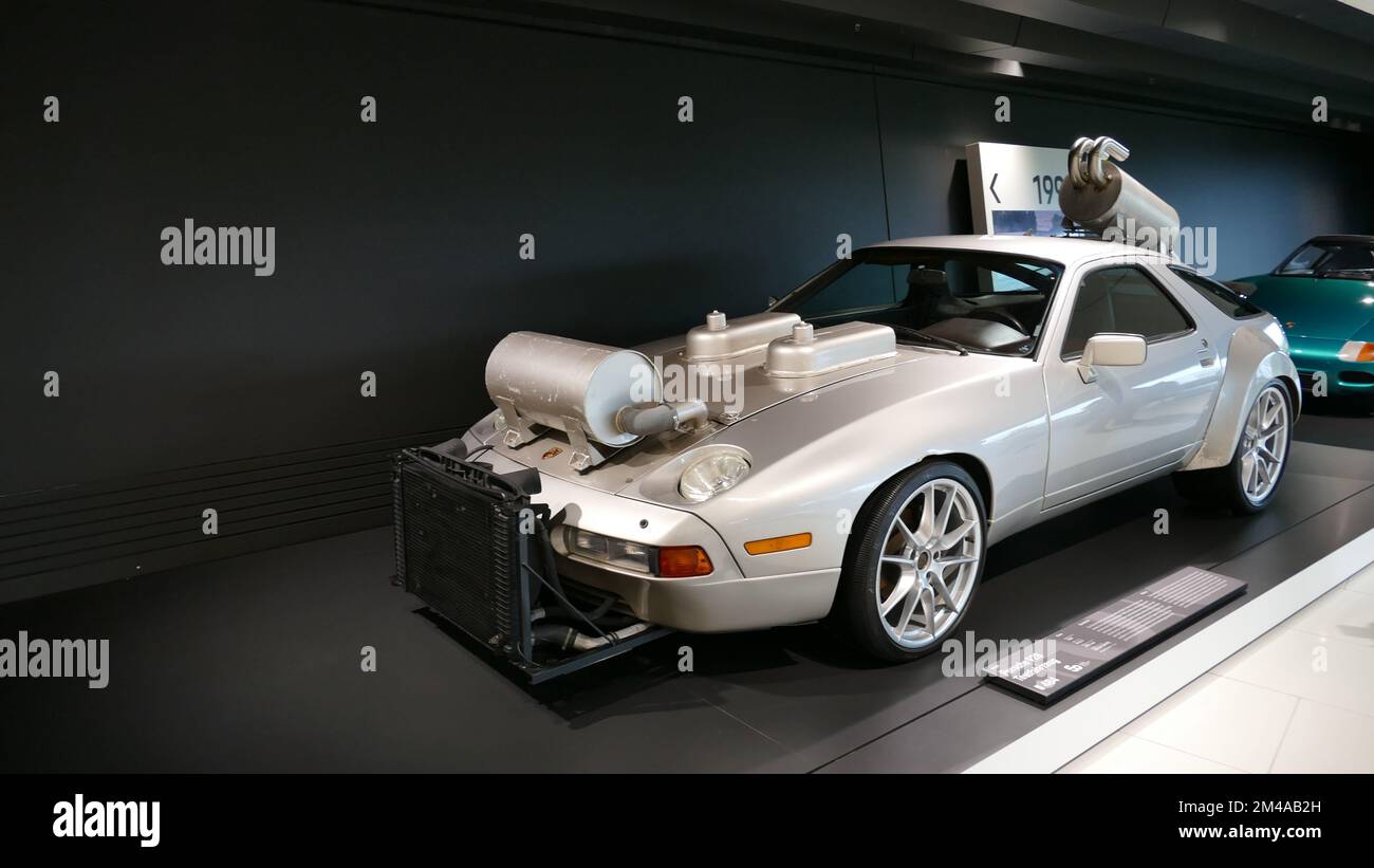 Ein Porsche auf der Ausstellung im Museum Stockfoto